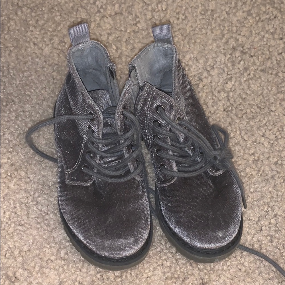 Gray Zara boots!